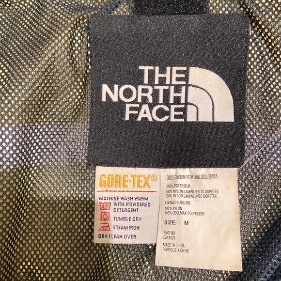 North Face Gore Tex Skiing Jacket - Picture 3 of 3